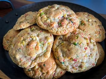 Fruity Pebbles Cookies